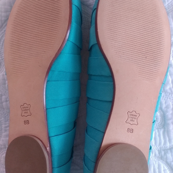 Talbots flat, in great condition, aqua blue, 9 - Picture 5 of 5